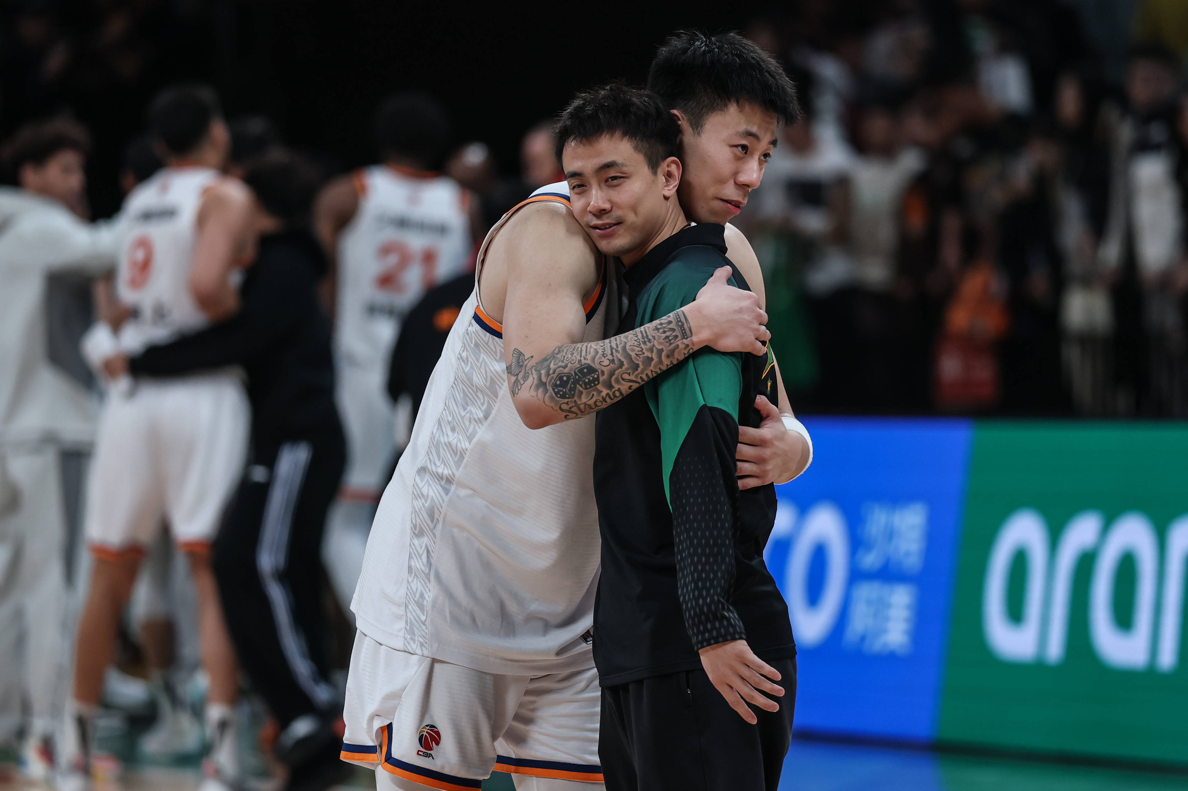 关于广东宏远清晨迎来里程碑广厦男篮清晨手感冰凉，这操作让人直呼：费城76人状态回暖备战国王杯的信息
