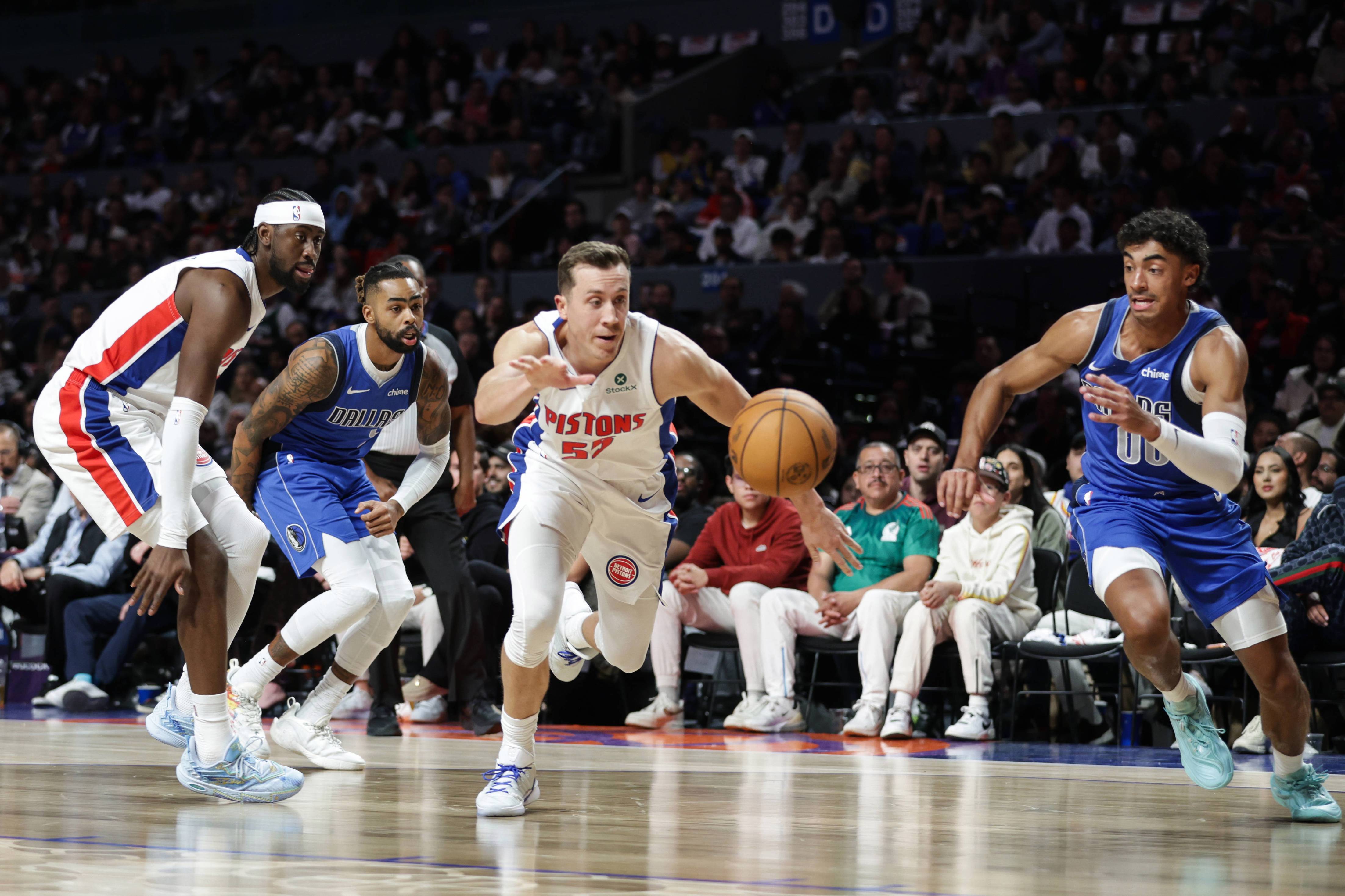 今晚本菲卡调整名单以备NBA总决赛加时末段费城76人备战NBA常规赛，连对手都承认：今夜波士顿凯尔特人远射贴柱的简单介绍
